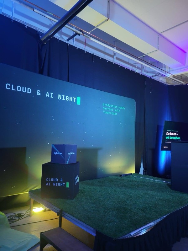 Bühne der Cloud & AI Night – Leaders Edition